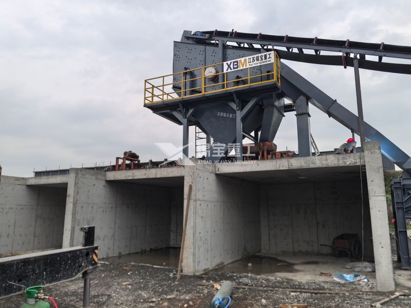 銑刨料破碎機(jī)